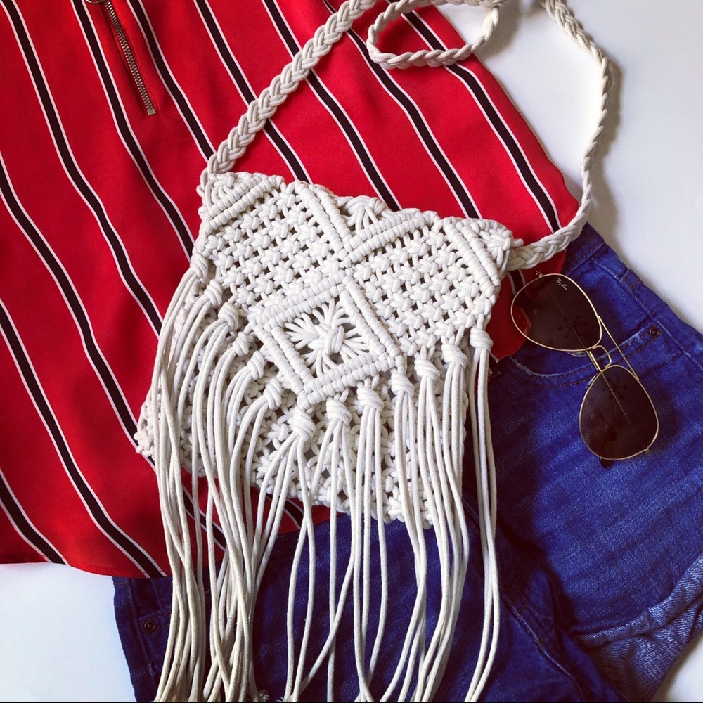 Macrame Rope Bohemian Crossbody Bag with Tassel